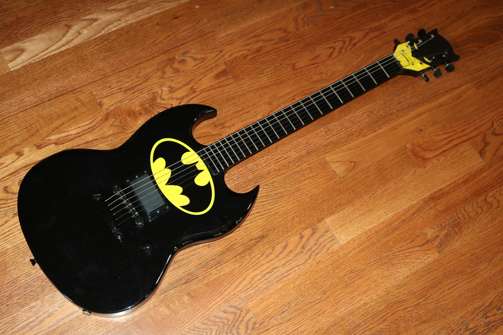 batman guitar funko