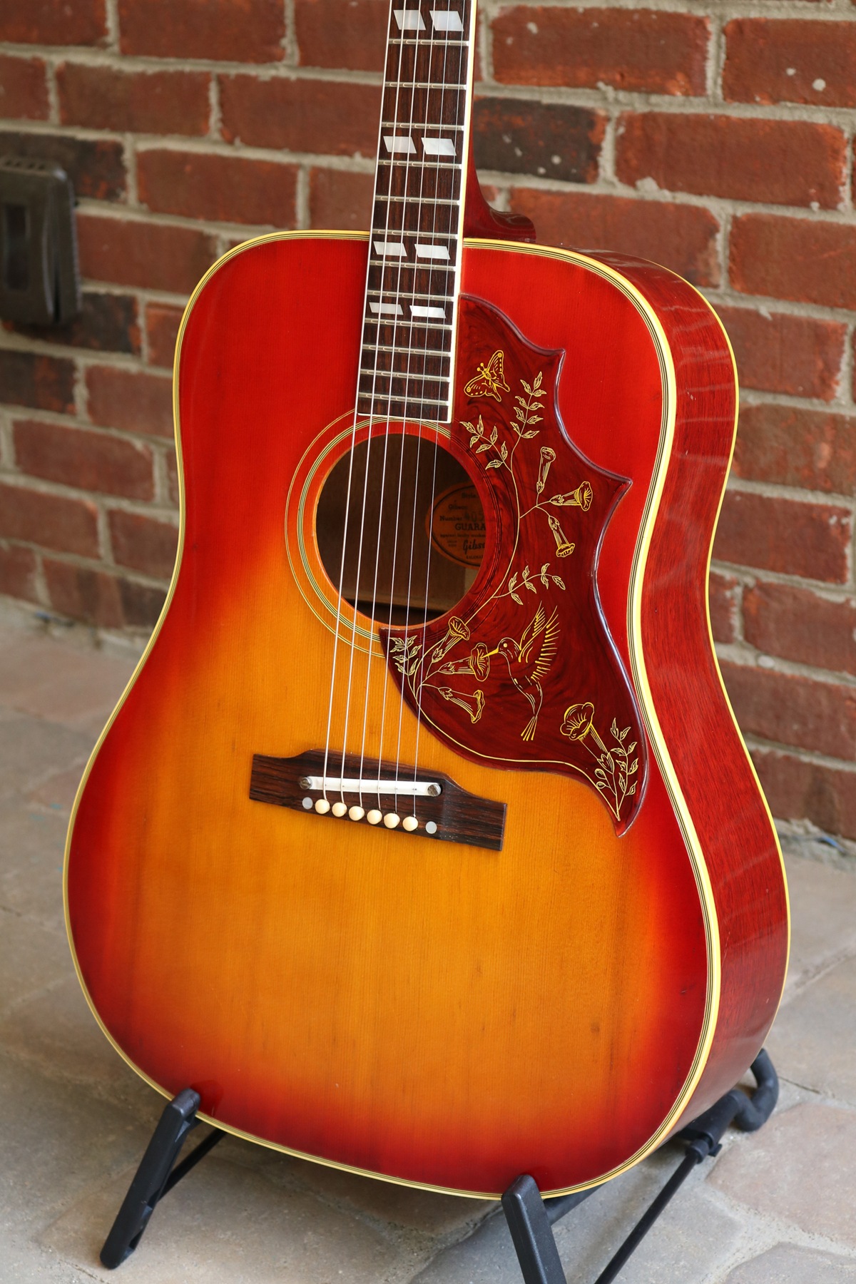 1966 Gibson Hummingbird | Garys Classic Guitars & Vintage Guitars LLC